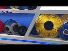 красная дорожная кисть